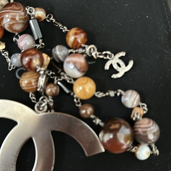 Chanel 'Afloat on an Iceberg' XL CC Necklace - Picture 10 of 11